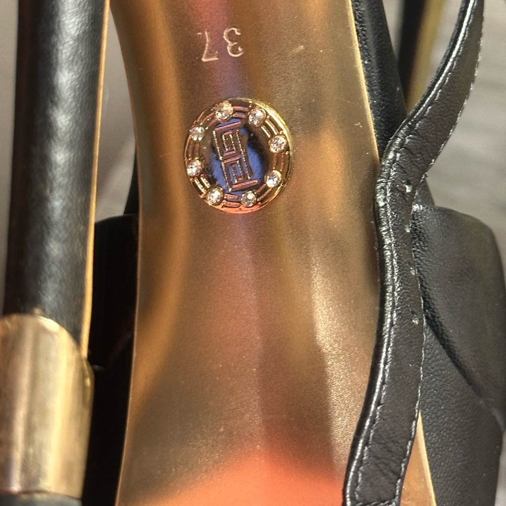 Basic Editions Black Platform Heels - image 7